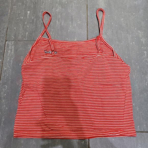 Red tank top - Picture 3 of 3